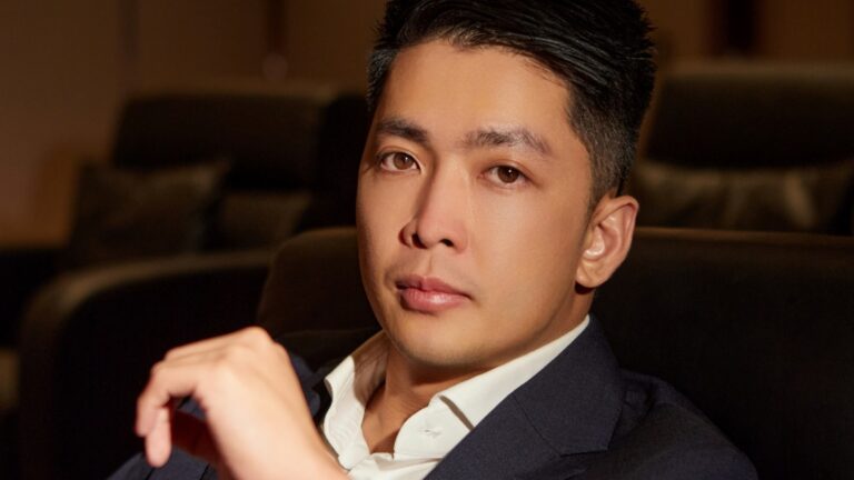 NSX Will Vũ tiết lộ lý do Steven Nguyễn là nam chính đầu tiên trong vũ trụ “Chị chị em em”