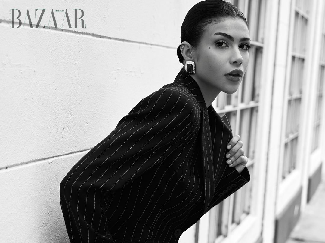 Yillian Marie Atkinson: The Geometry of Confidence