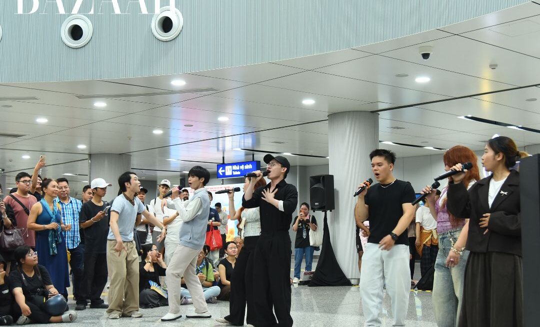Broadway at the Metro biến ga metro Bến Thành thành sân khấu nhạc kịch