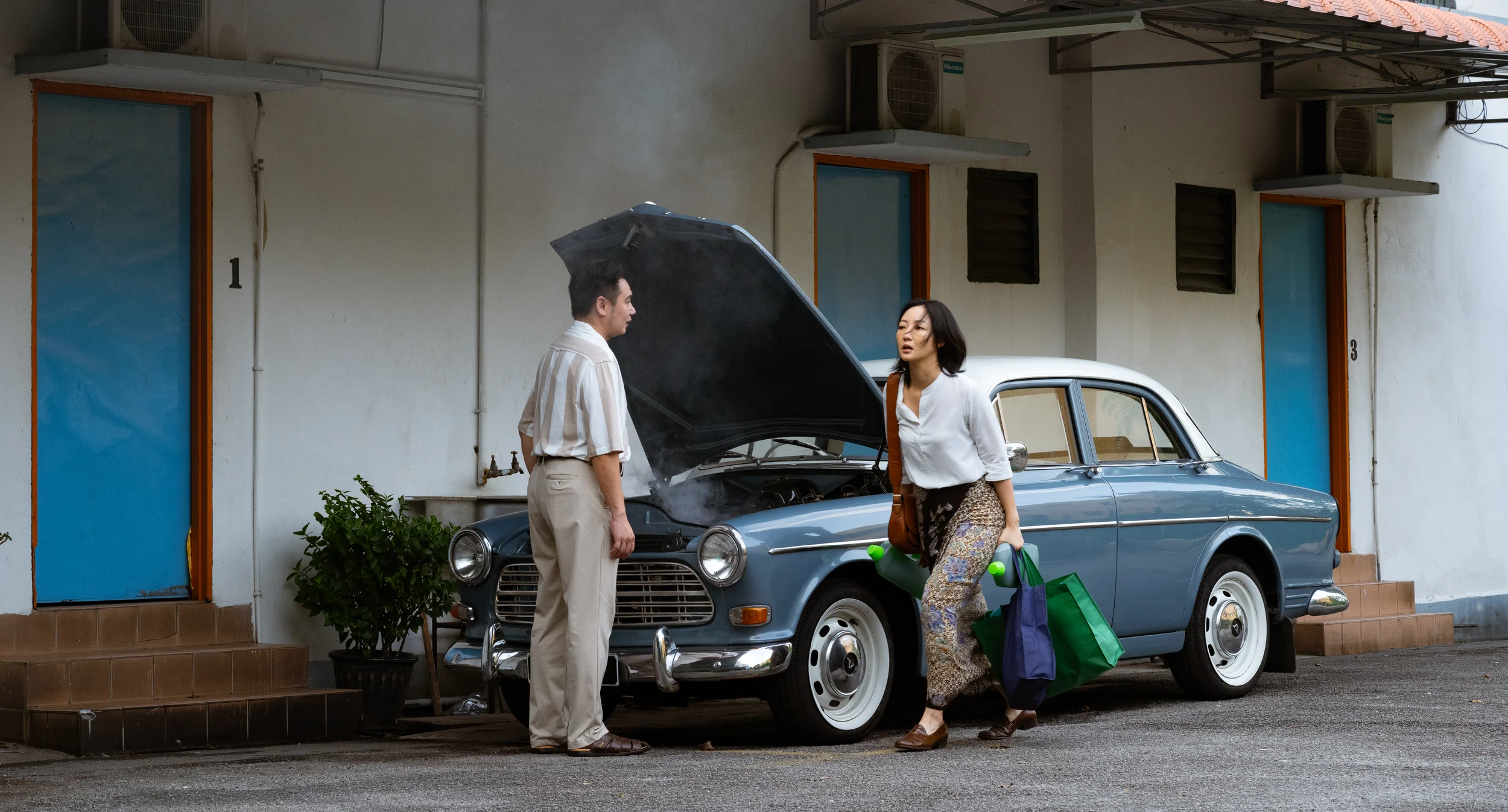 Một cảnh trong phim Her Second Act