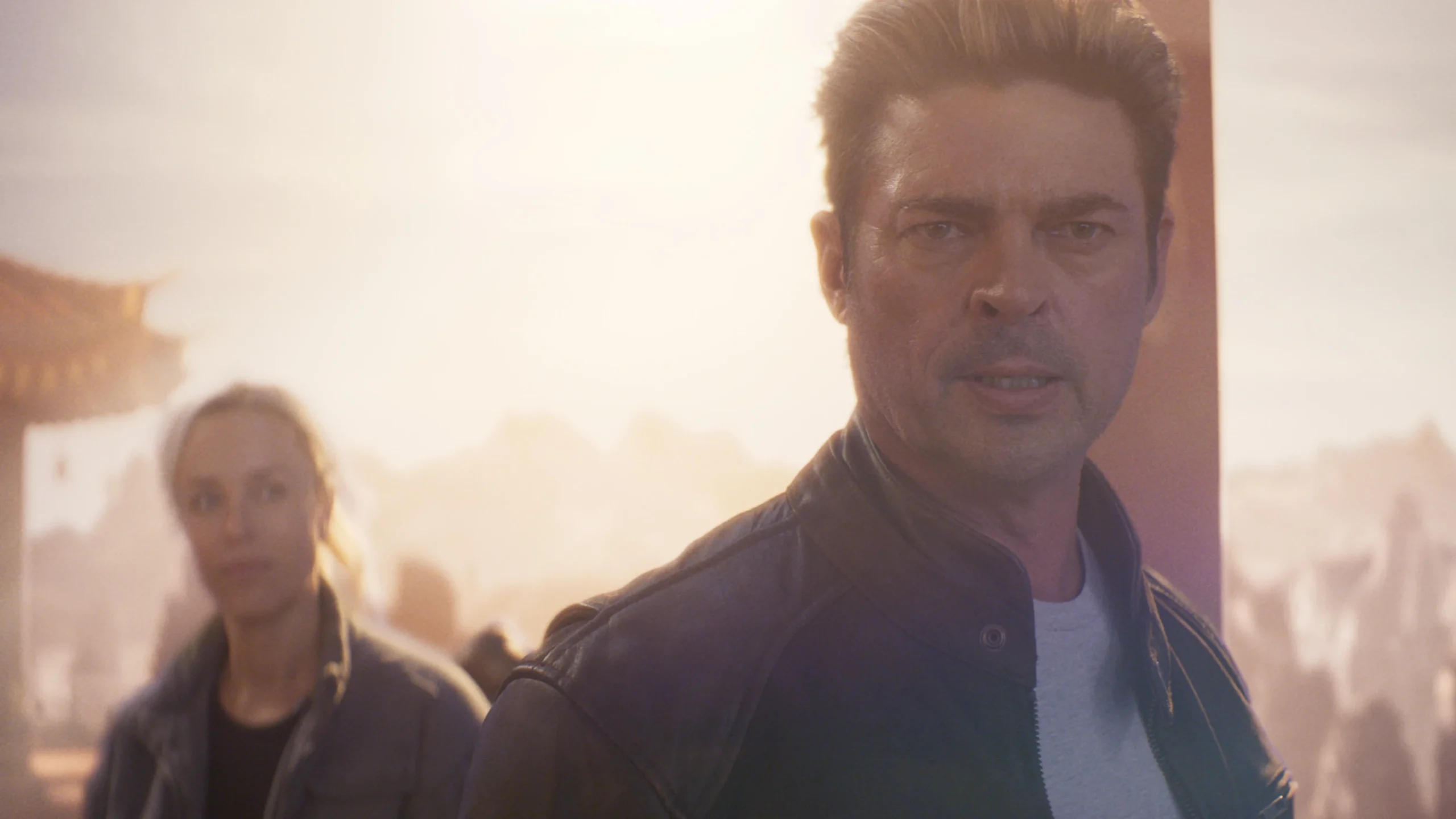 Karl Urban trong vai ngôi sao điện ảnh Johnny Cage
