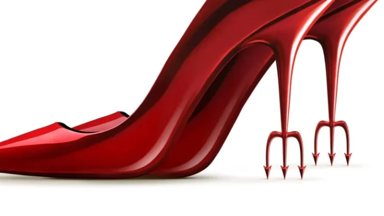 Review phim The Devil Wears Prada 2: Khi Miranda Priestly trở nên hiền lành đến lạ