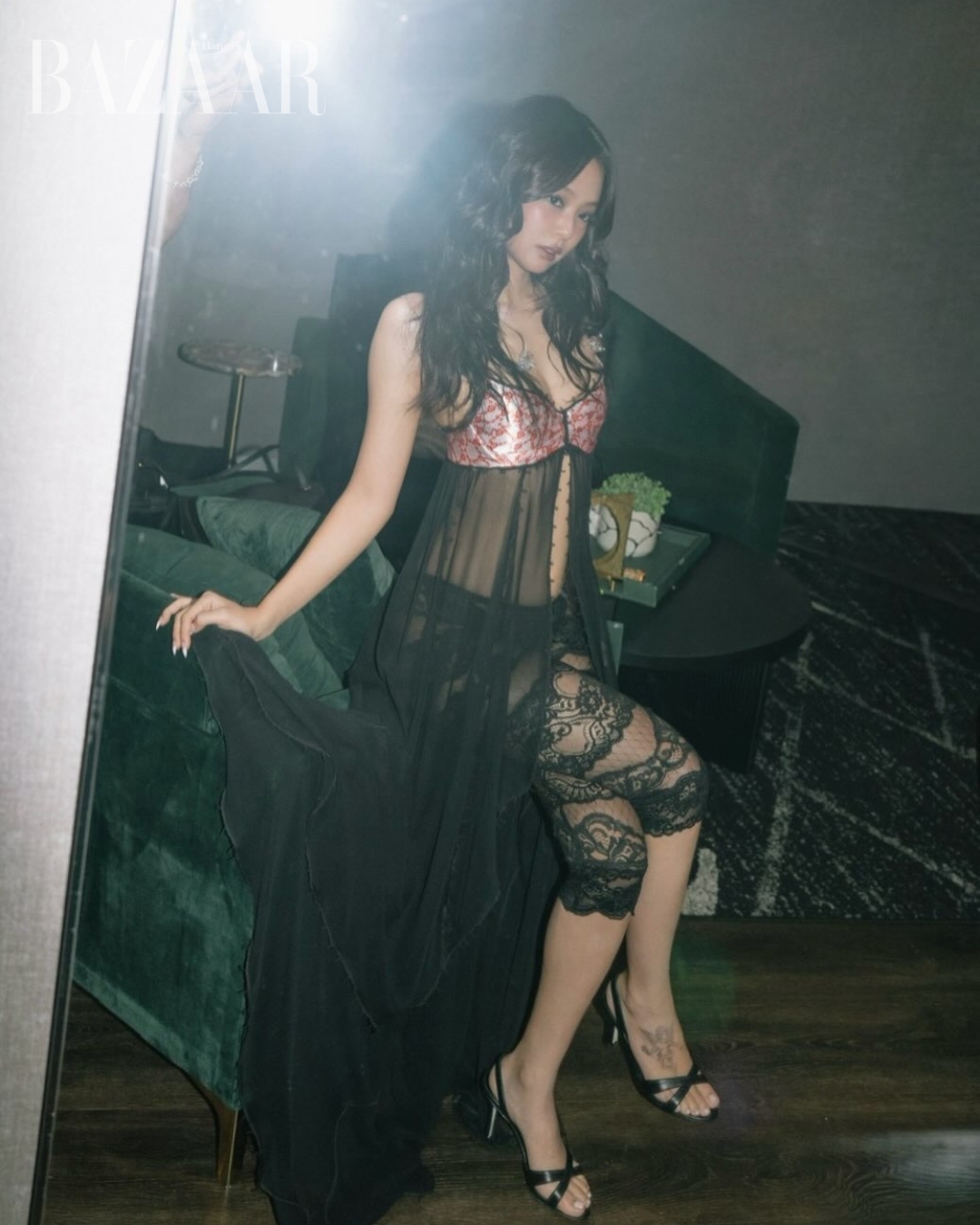 bzvn-jennie-tame-impala-dracula-deadbeat-tour-live-betsey-johnson-1999-update00003