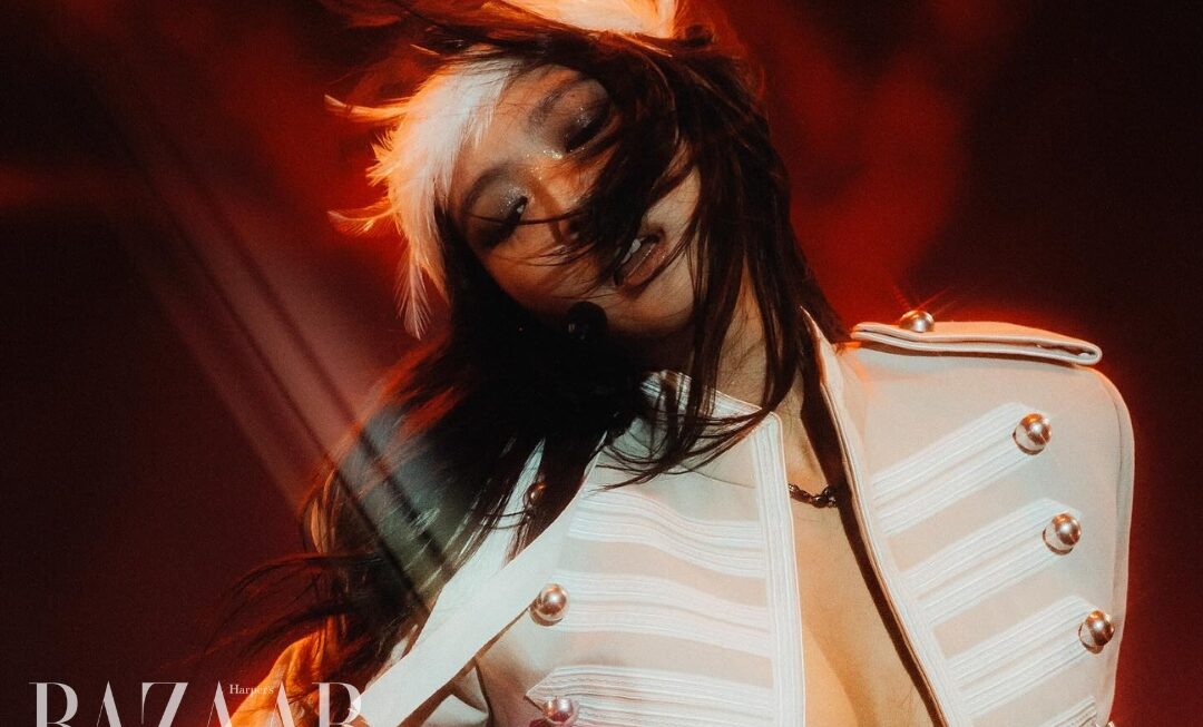 Outfit Lollapalooza 2026 và hình xăm dự báo gì về album mới của Jennie?