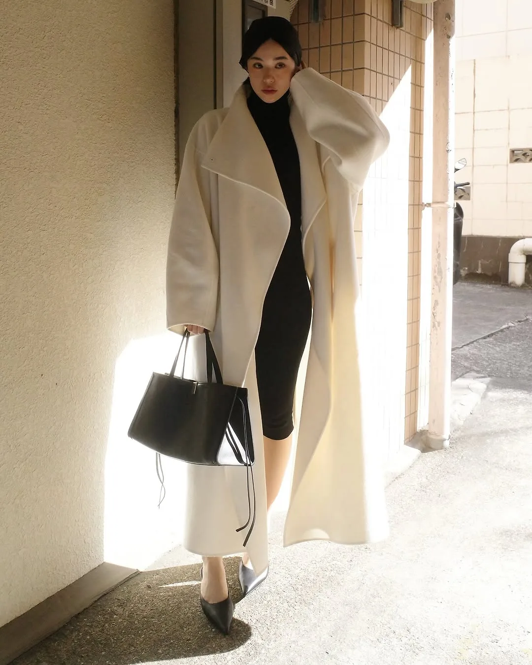 Sang trọng với capri pants và trench coat