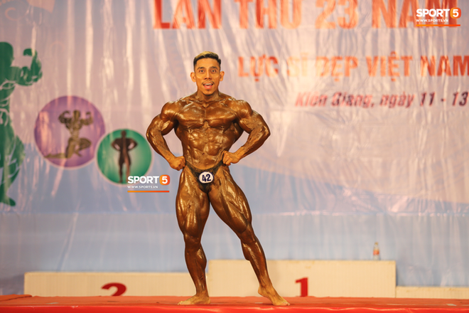 Biến căng: Ngày mùng một Tết, lực sĩ Phạm Văn Mách bị tố ngoại tình và lừa đảo chiếm đoạt tài sản - Ảnh 4.
